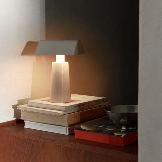 BORDSLAMPA "CARET MF1"