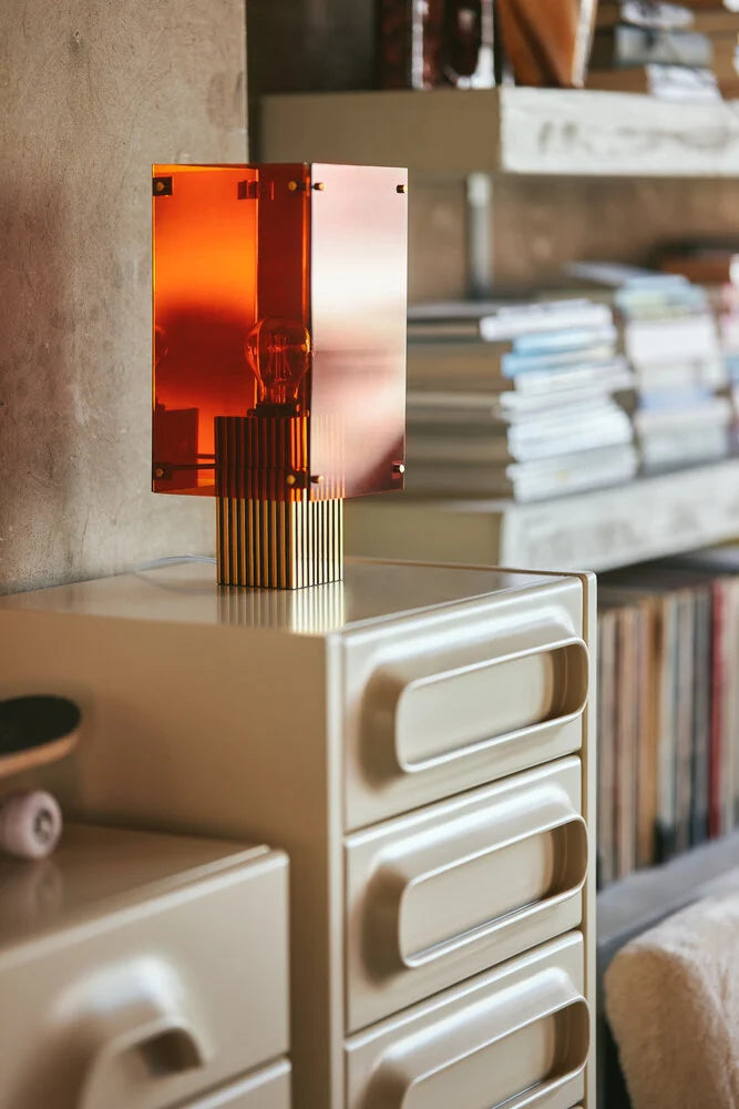 CORNER TABLE LAMP