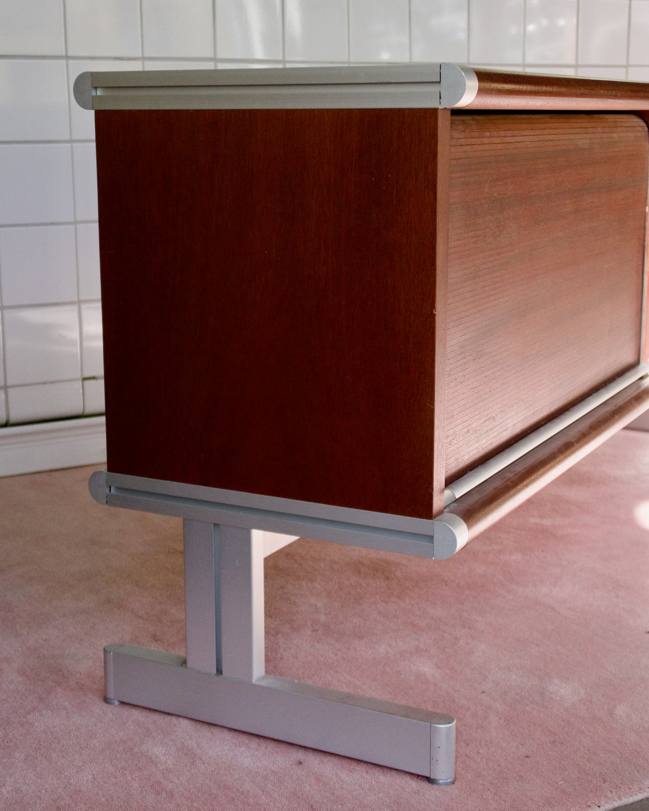 SIDEBOARD 1970-TAL